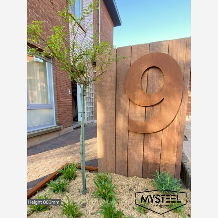 Corten plieno namo numeris 1 - 80 cm