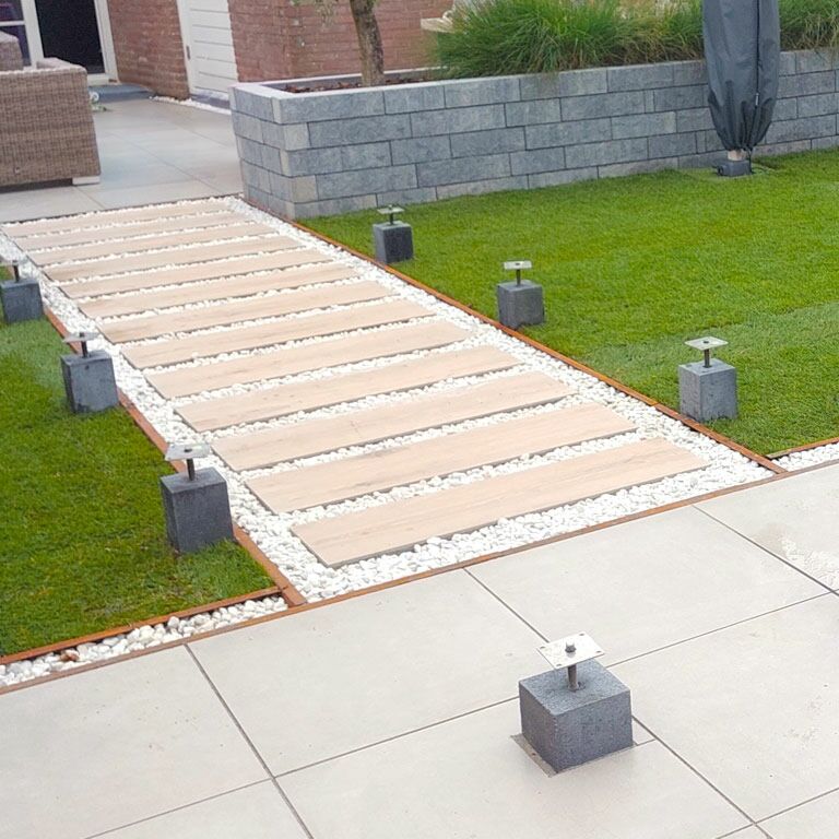 Corten plieno sodo apvadai kampu 22 cm (ilgis 240 cm)