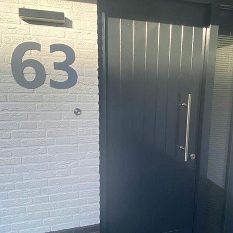Nerūdijančio plieno namo numeris 3 - 30 cm