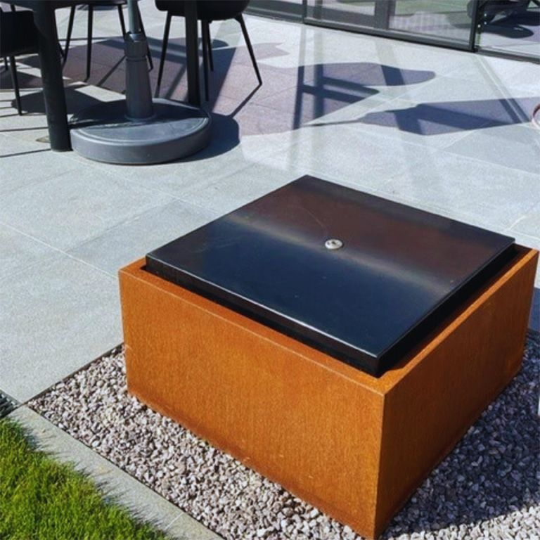 Corten plieno vandens ornamentas 80 x 80 x 40 cm