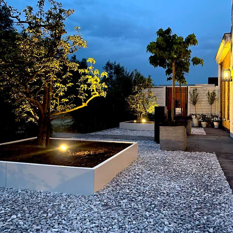 Milteliniu būdu dengtas plieninis lauko vazonas Miami xxl 180 x 180 cm