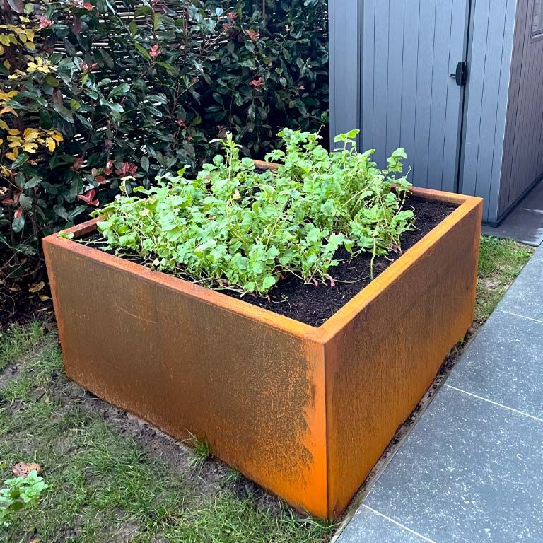Suvirintas corten plieno lauko vazonas Montana 120 x 120 x 60 cm